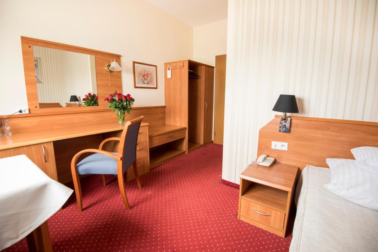 Hotel Daria Tychy Eksteriør bilde