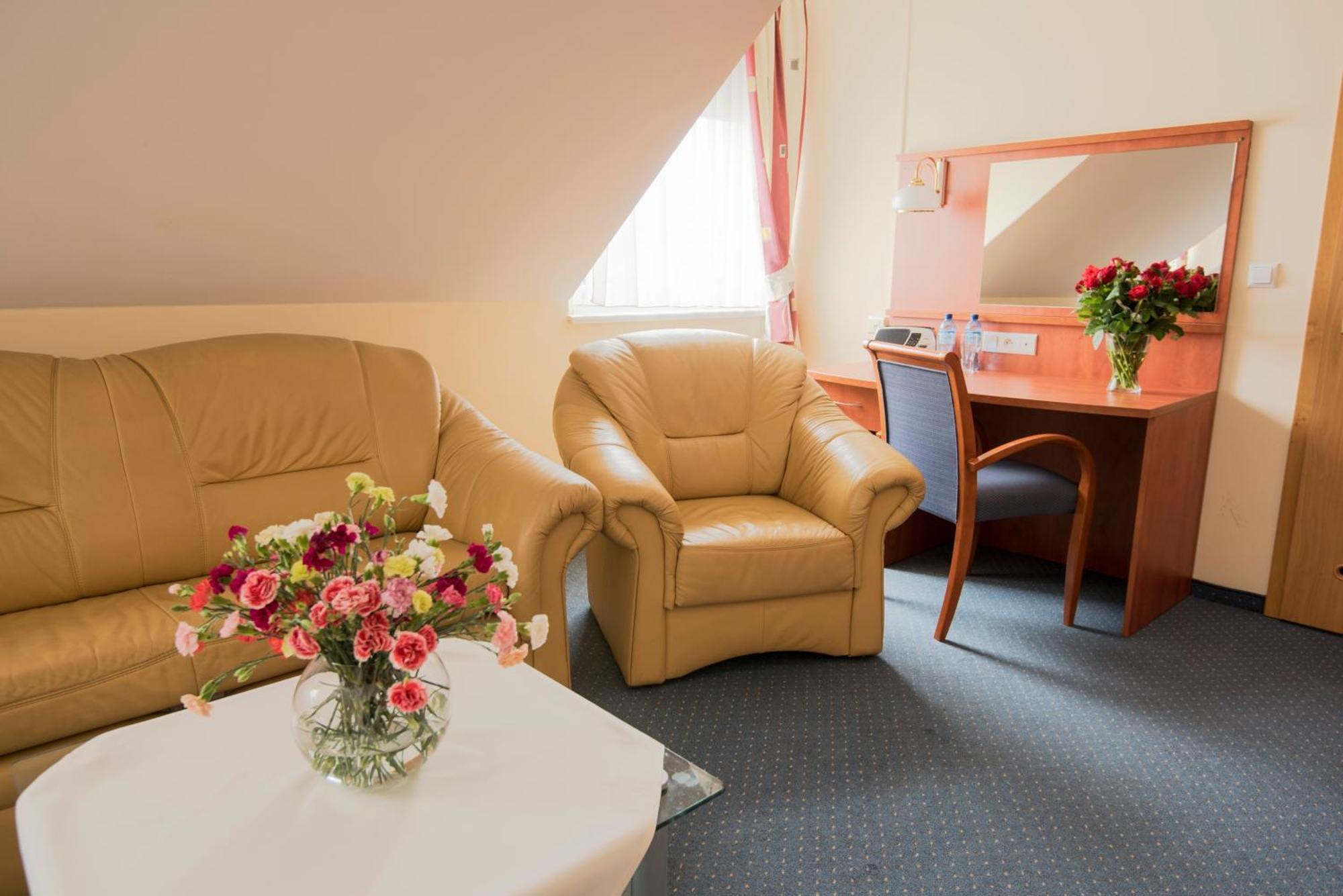Hotel Daria Tychy Eksteriør bilde