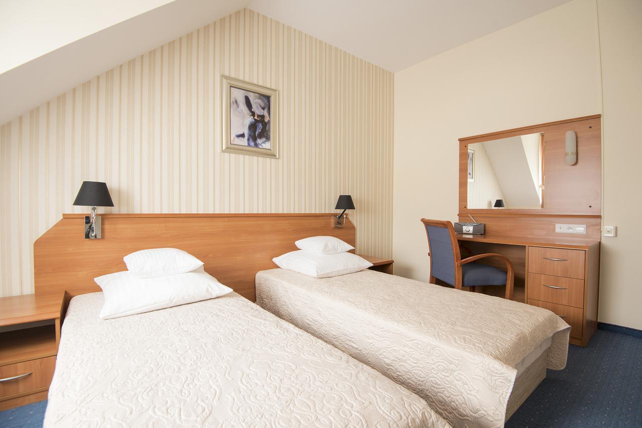 Hotel Daria Tychy Eksteriør bilde